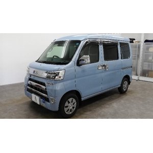 TOYOTA PIXIS VAN　ガラス面ウロコ除去＆撥水コーティング、ナンバー灯ＬＥＤ交換